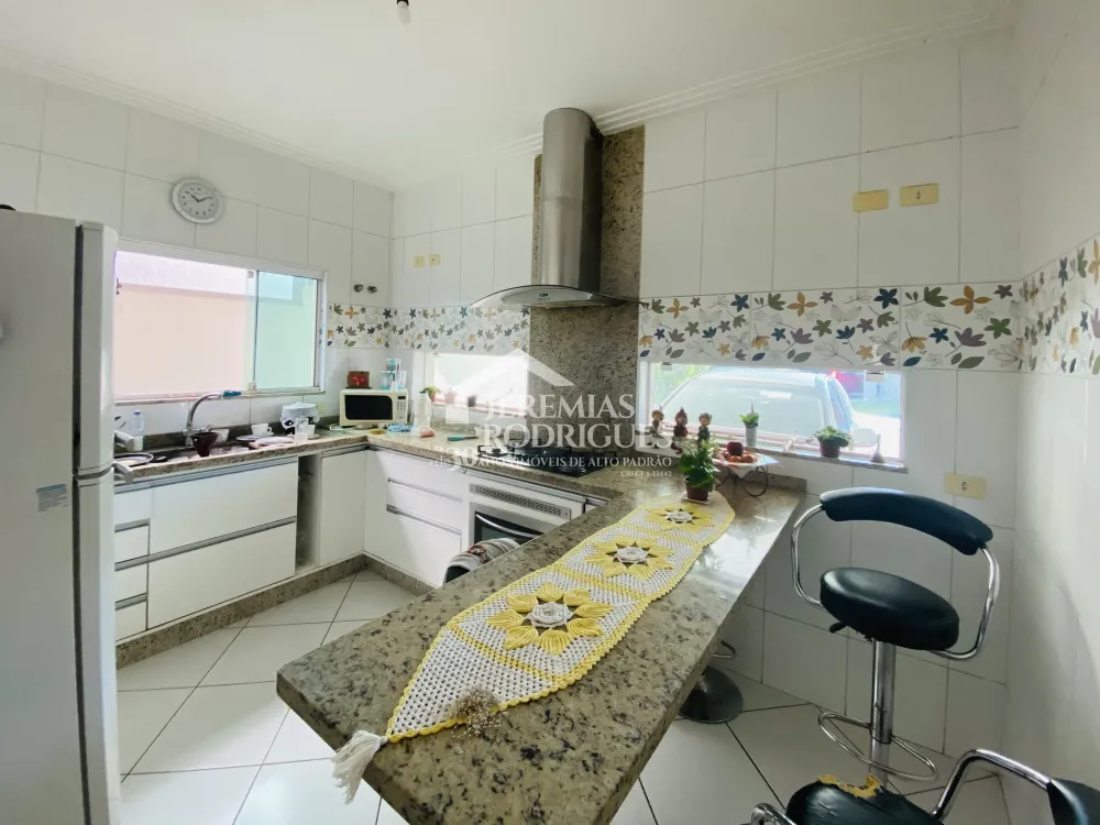 Casa com 3 dormitórios, 221 m² - Condomínio Campos do Conde - Tremembé/SP
