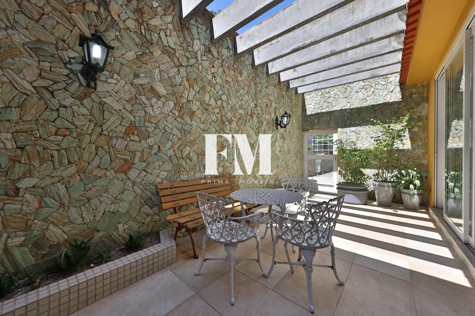 Santa Teresa | 6 Quartos (3 Suítes) | 1.100m² de Terreno com Piscina e Vista para a Natureza - foto 45
