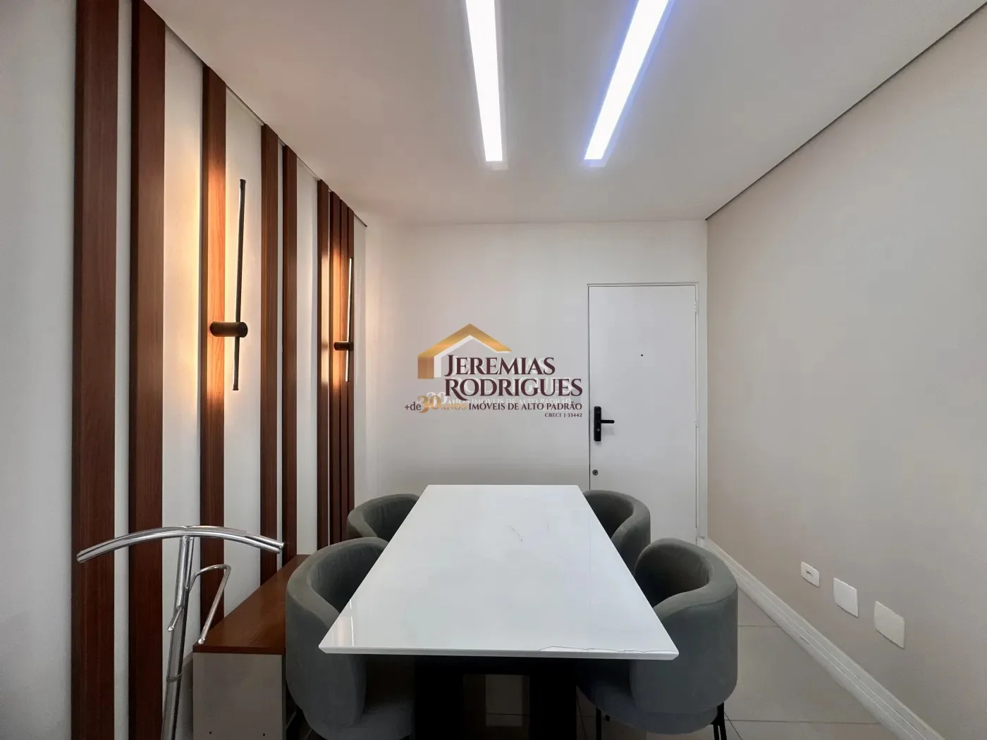 Apartamento mobiliado para venda e locação no Edifício Jabuticabeiras em Taubaté/SP. — foto 3
