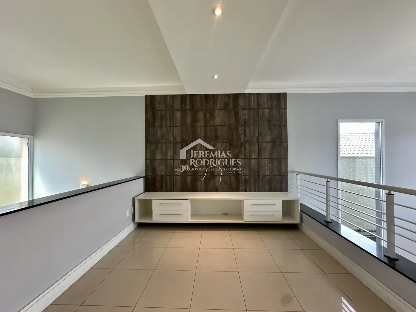 Sobrado com 3 dormitórios, 302 m2 - Condomínio Campos do Conde II - Tremembé/SP.