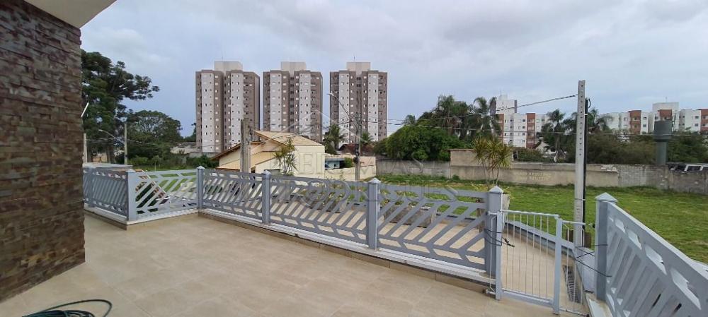 Casa à venda com 3 suítes no Condomínio Parque das Araucárias em Tremembé/SP.