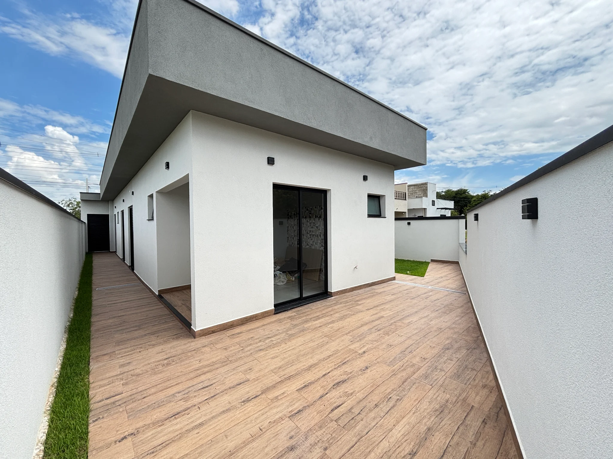 Casa alto padrão com 3 dormitórios à venda no Bosque do Imperador em Pindamonhangaba/SP