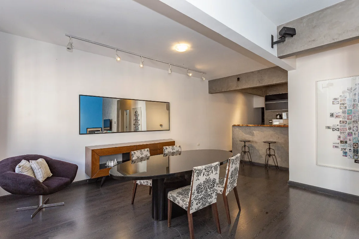Apartamento 100m² próximo ao metrô Paraíso | Rua Cubatão — foto 1