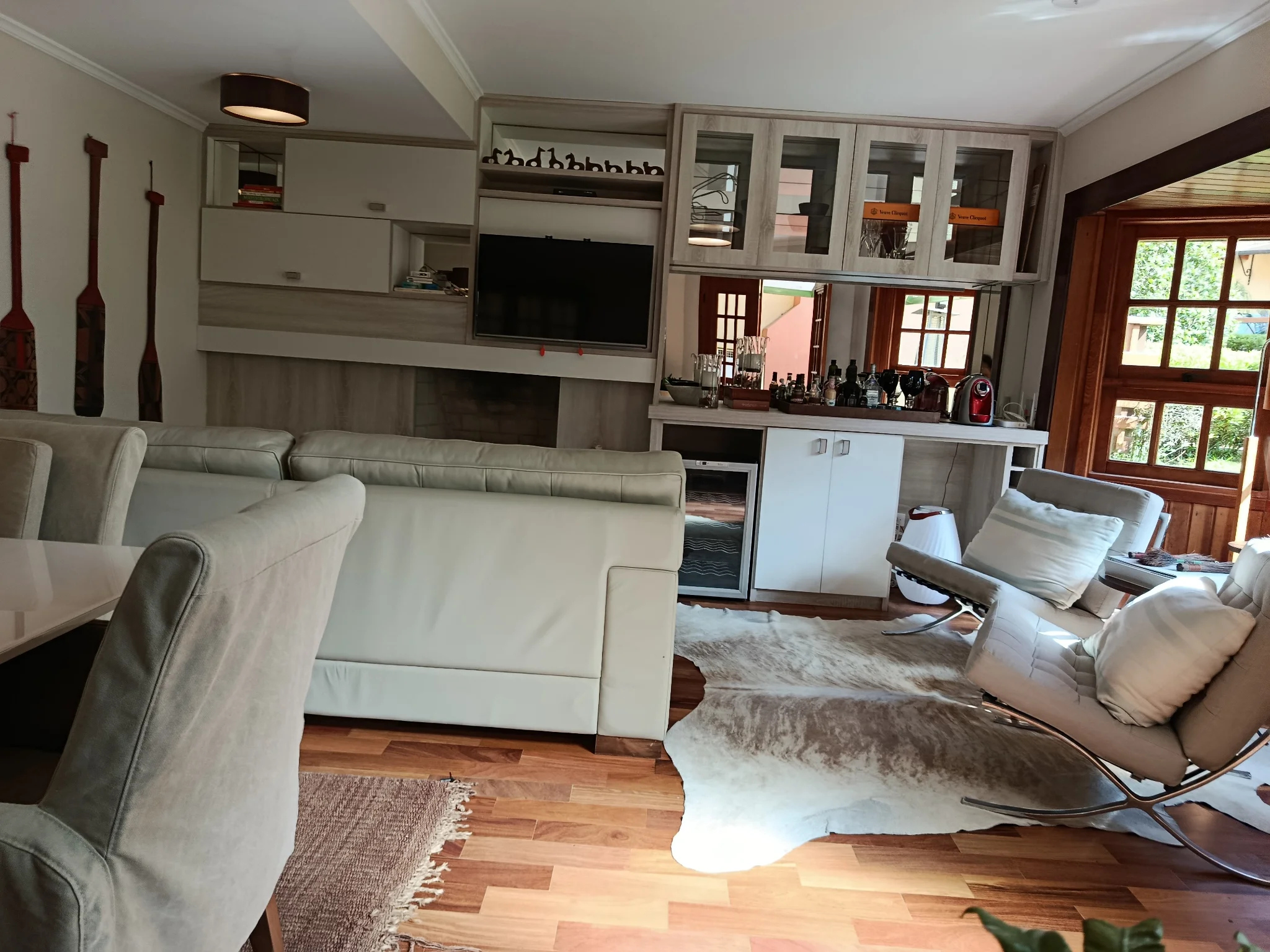 Casa à venda com 5 dormitórios no Condomínio Villagio Del Sole em Campos do Jordão/SP. 