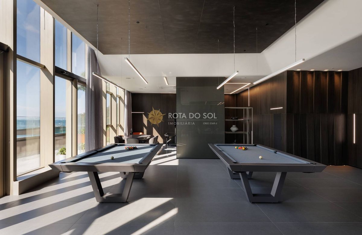 Yachthouse Apartamento Alto Padrão 4 Suítes no Centro de Balneário Camboriú SC