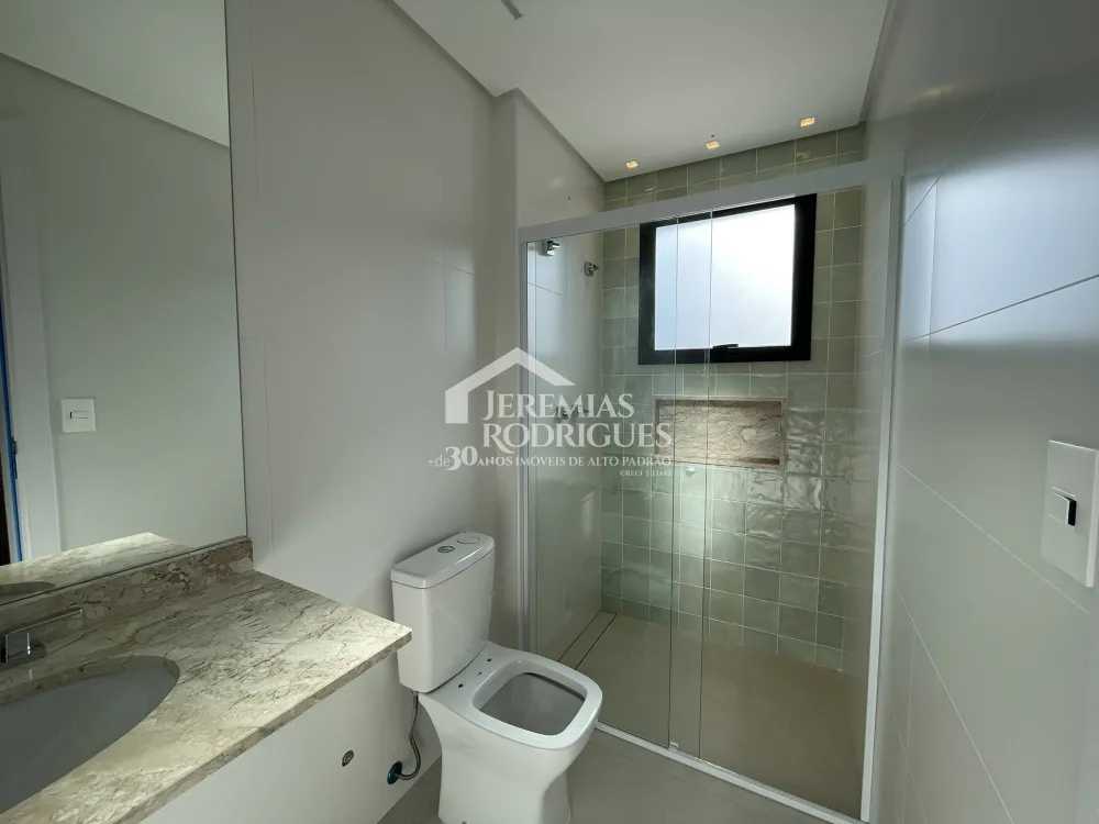 Apartamento com 3 suítes, 211 m² no Edifício Europa em Taubaté/SP