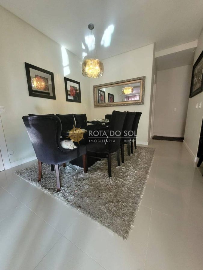 London apartamento mobiliado com 3 quartos na Meia Praia Itapema SC