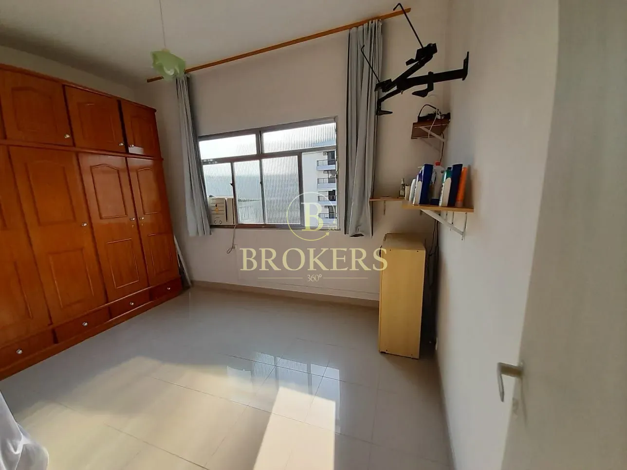 Apartamento com 2 quartos, em frente ao metrô, à Venda em  Botafogo, Rio de Janeiro. — foto 13