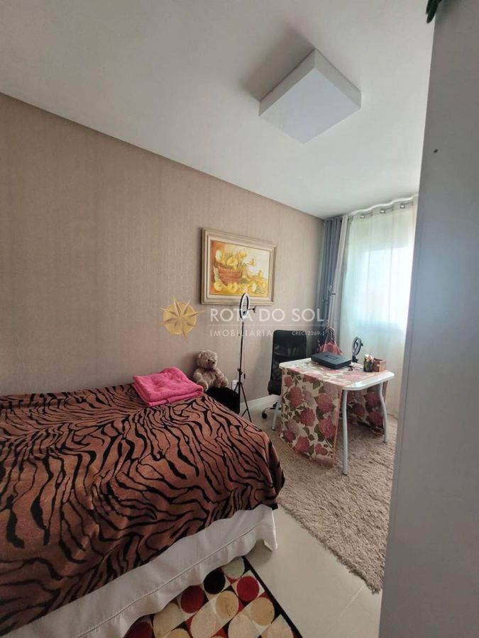 London apartamento mobiliado com 3 quartos na Meia Praia Itapema SC
