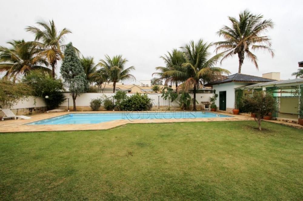 Casa à venda por R$ 2.000.000,00 - Tremembé/SP