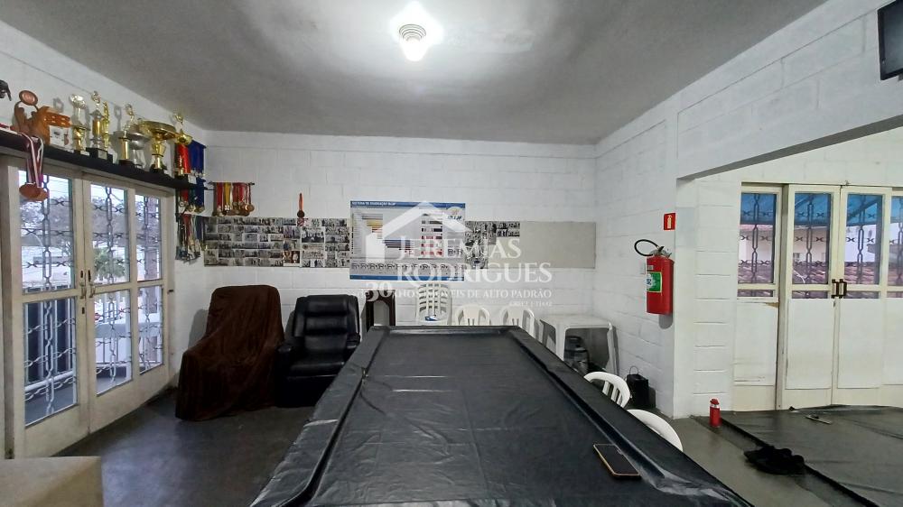 Prédio comercial à venda no Parque São Domingos!