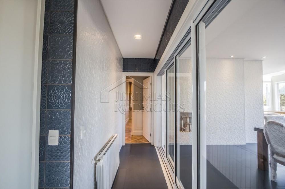 Casa à venda por R$ 6.800.000,00 - Campos do Jordão/SP