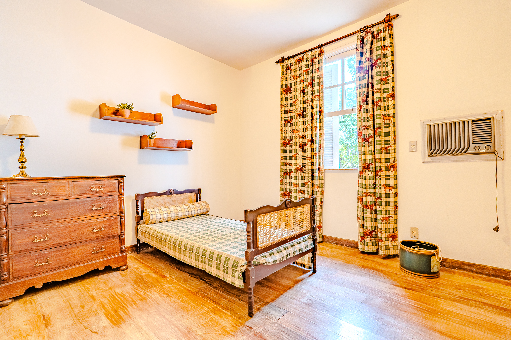 Haras à venda com 291 hectares em Arapeí/SP.