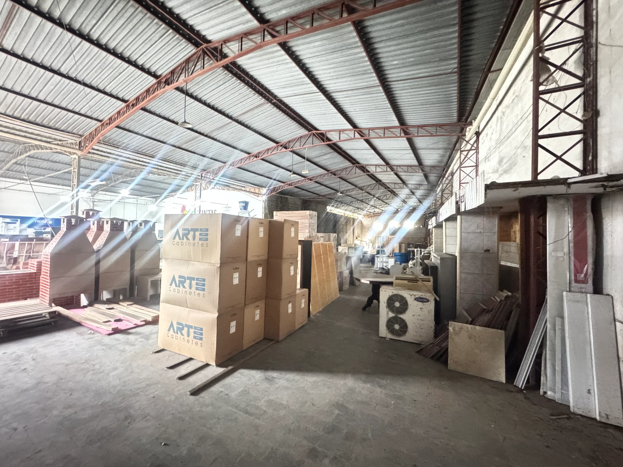 Galpão para locação no bairro Santana em Pindamonnhangaba/SP