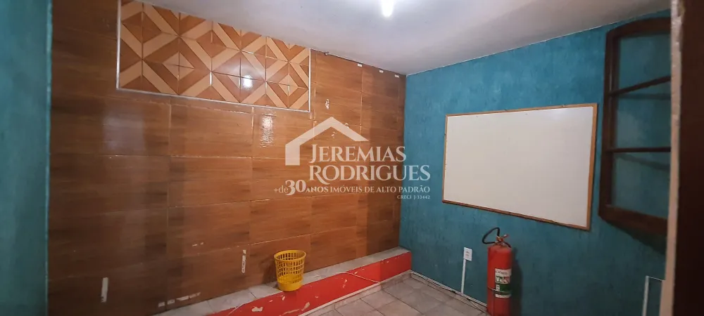 Prédio comercial com 310 m² -  Independencia - Taubaté/SP