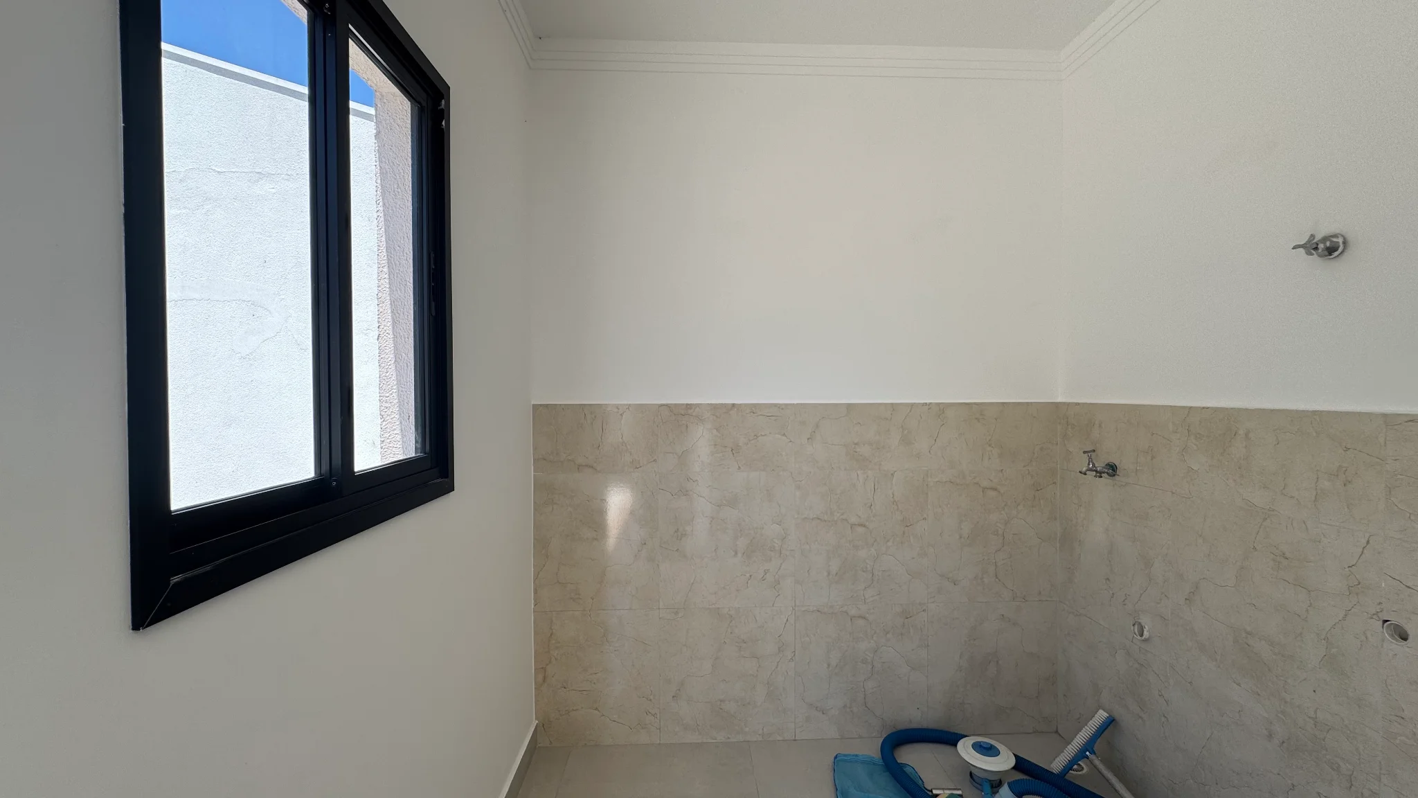 Casa à venda no Condomínio Village do Sol em Pindamonhangaba/SP. 