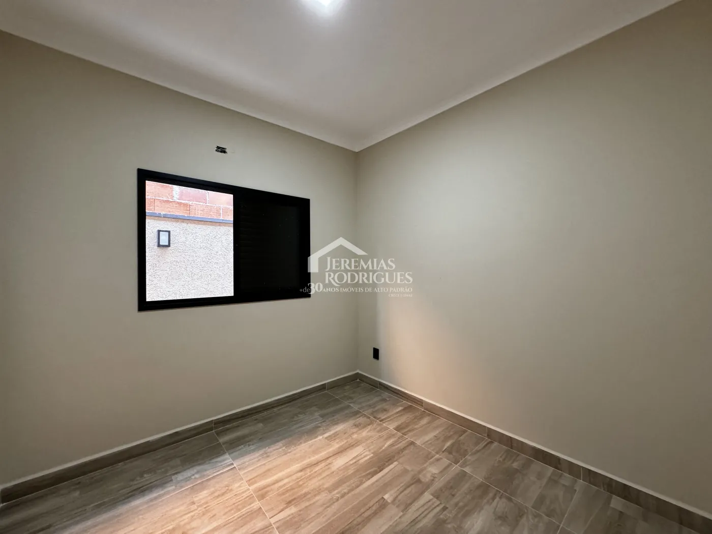 Casa com 3 dormitórios, 167 m² - Condomínio Pérola do Vale - Tremembé/SP.