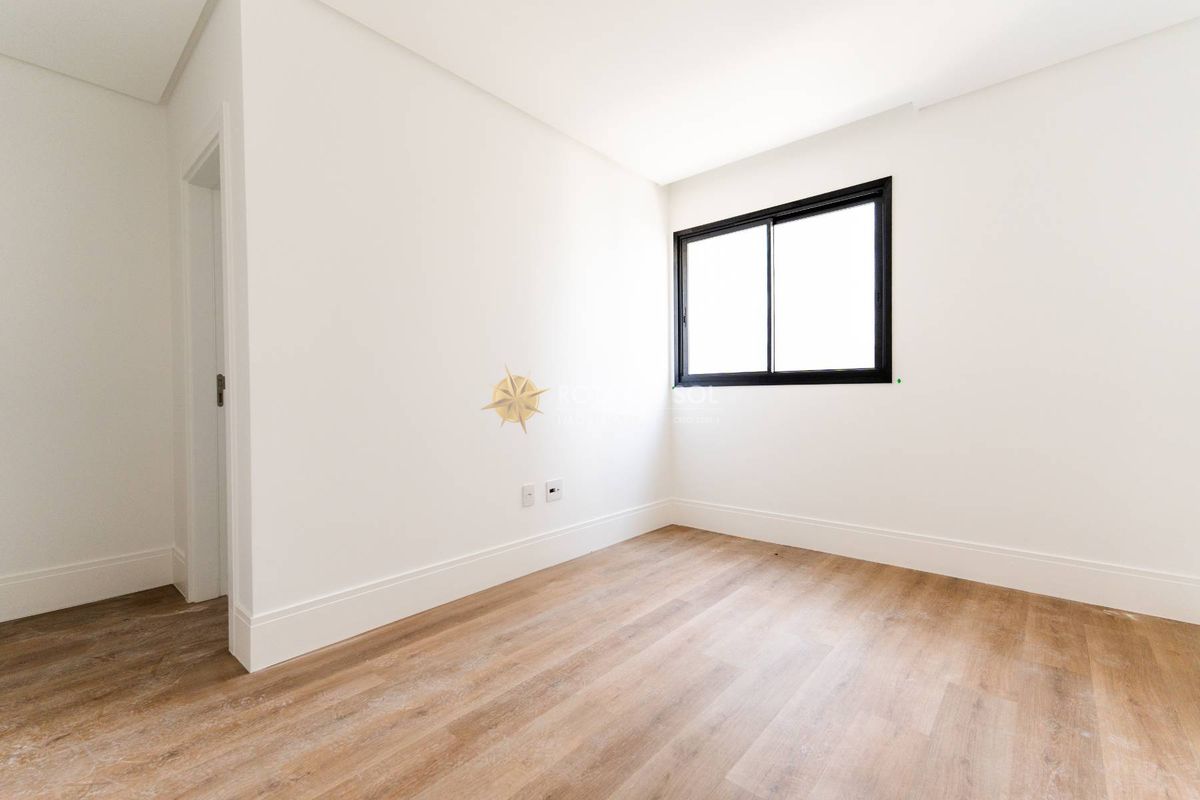 Maison Lafayette Apartamento 4 Suítes Meia Praia Itapema SC
