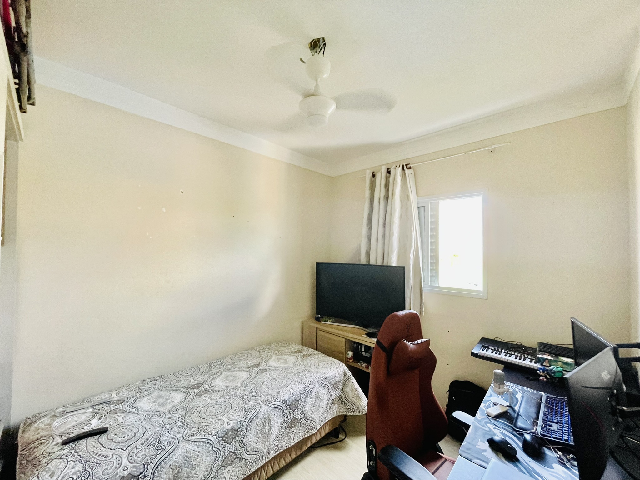 Apartamento à venda com 3 dormitórios, 82 m² no Condomínio Cyan em Taubaté/SP. 