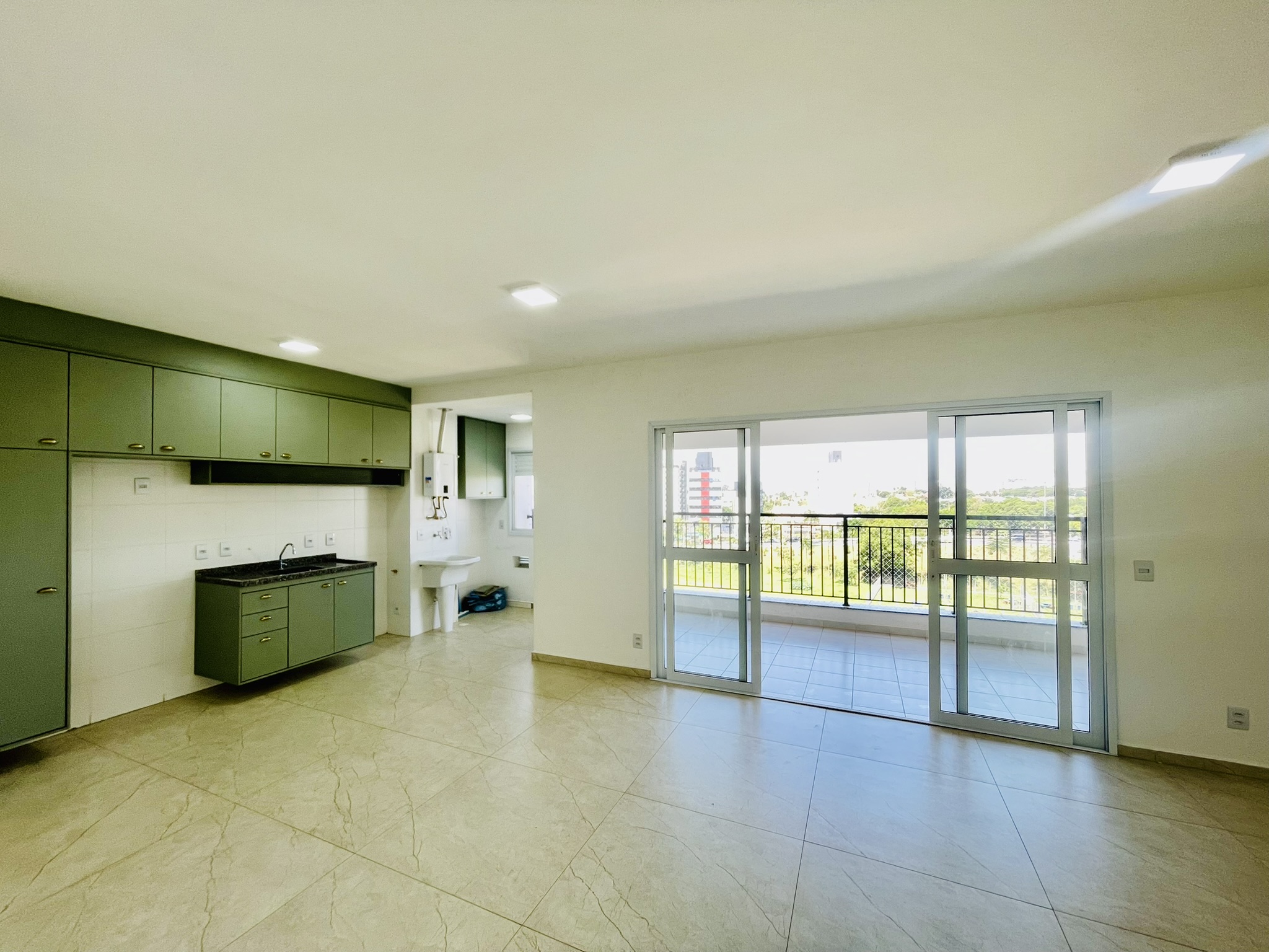 Apartamento à venda com 2 dormitórios, 108 m² no Condomínio Syrah Residence em Taubaté/SP.
