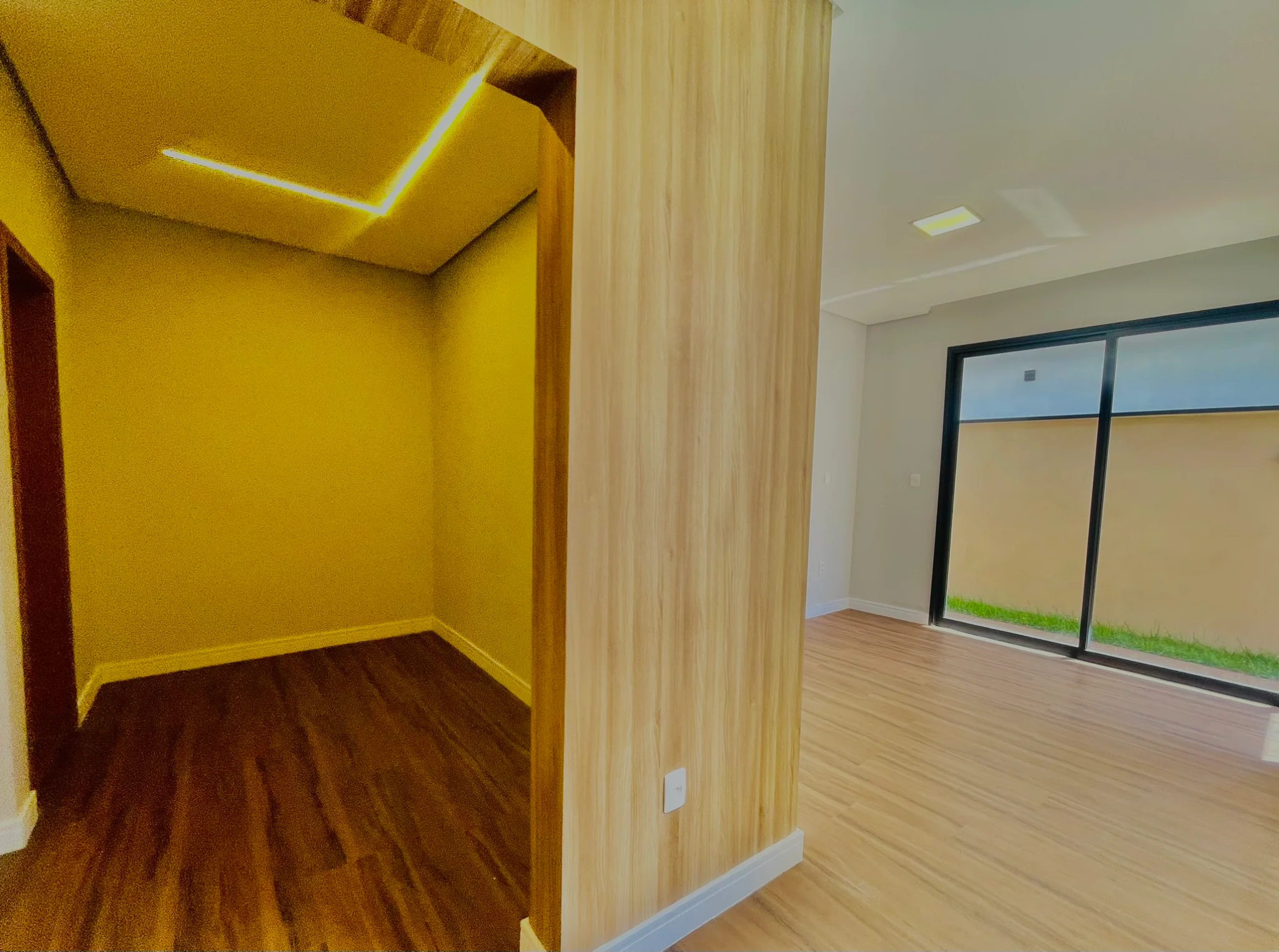 Casa para venda e locação com 3 dormitórios no Condomínio Terras do Vale em Caçapava/SP. 