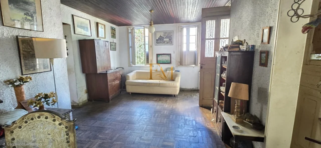 Oportunidade Única de Investimento em Santa Teresa! R$ 3.200/m² Casarão Histórico no Largo das Neves. — foto 13