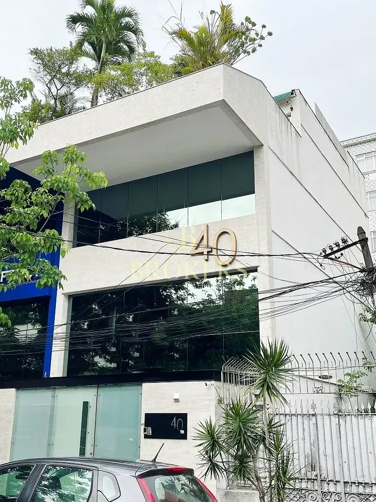 Edifício de sede corporativa exclusiva no Humaitá em localização estratégica da Zona Sul