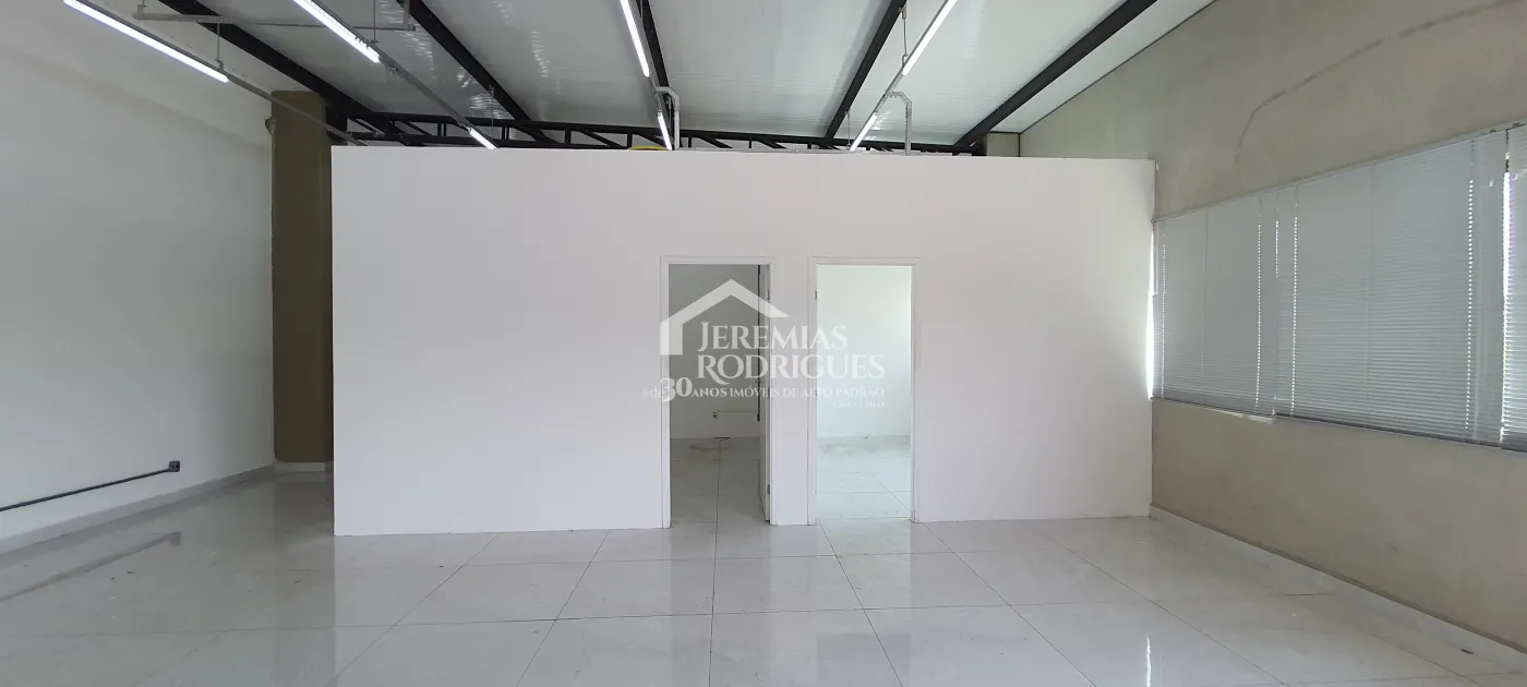 Galpão com 3.560 m² - Parque Empresarial Santa Rita - em Pindamonhangaba/SP.