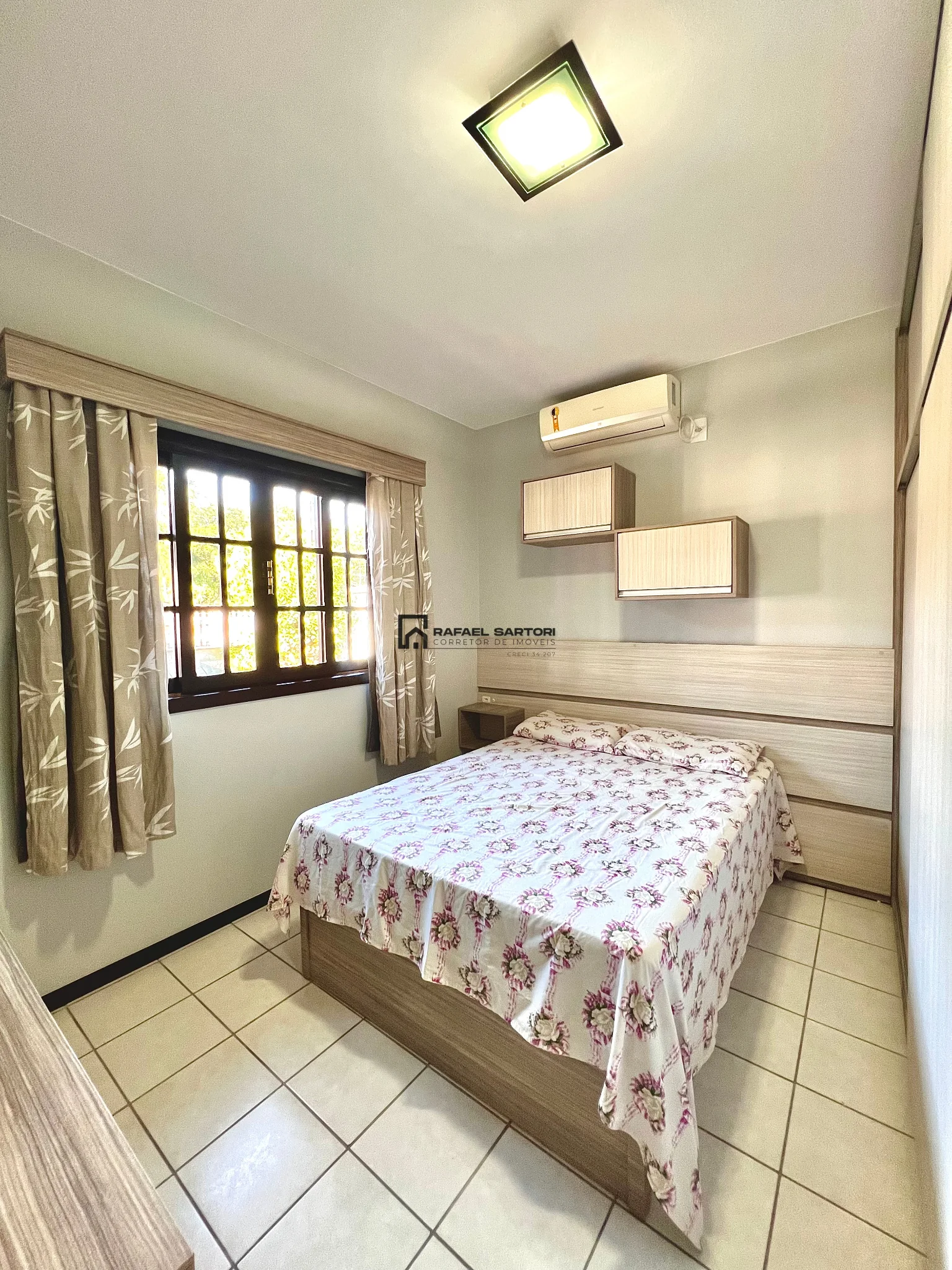 CASA COM PISCINA NA BARRA DO RIO CERRO — foto 14