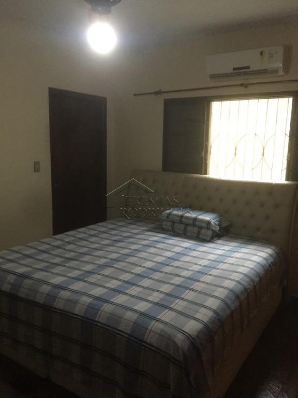 Casa à venda por R$ 800.000,00 - Pindamonhangaba/SP