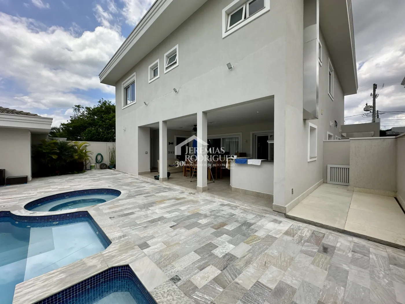 Casa com 4 dormitórios, 369 m² - Condomínio Terras de San Marco - Taubaté/SP.