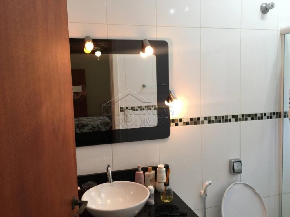 Casa à venda por R$ 2.455.000,00 - Pindamonhangaba/SP