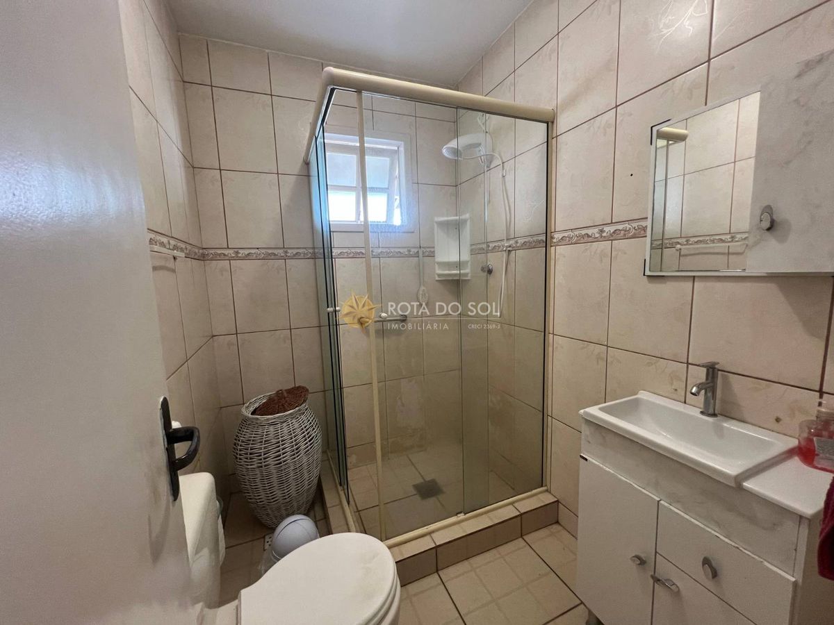 Casa à Venda 3 Quartos e 2 Vagas em Perequê Porto Belo SC — foto 12