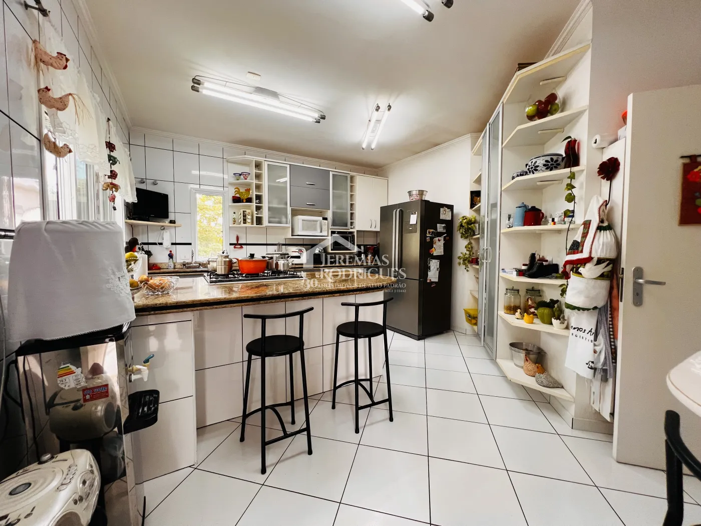 Casa com 4 dormitórios, 305 m² - Condomínio Taubaté Village - Taubaté/SP.