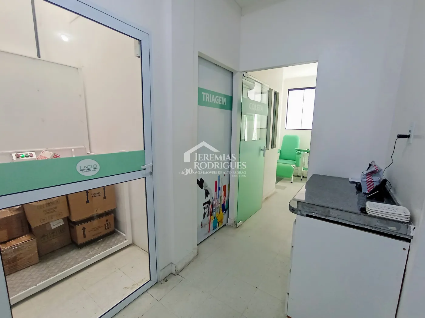 Ponto comercial para venda com 161 m² no bairro São Benedito em Pindamonhangaba/SP