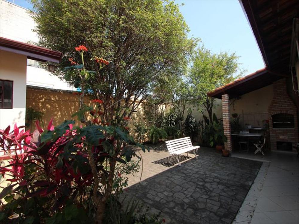 Casa à venda por R$ 1.000.000,00 - Taubaté/SP