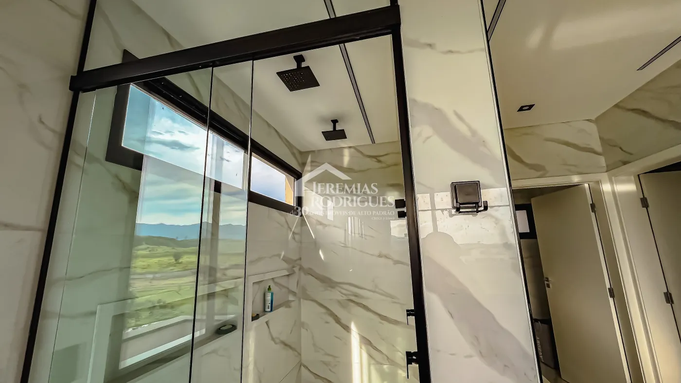 Casa com 3 suítes, 611 m² - Condomínio Village da Serra - Tremembé/SP