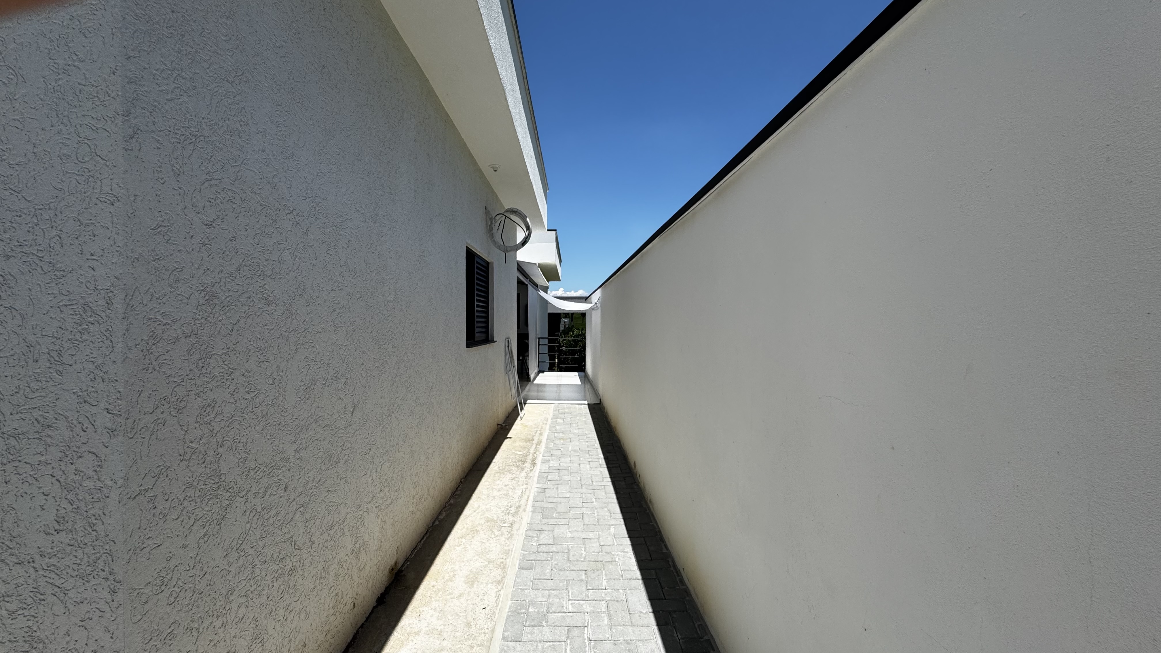 Casa à venda com 3 dormitórios no Condomínio Cyrela Landscape em Taubaté/SP.