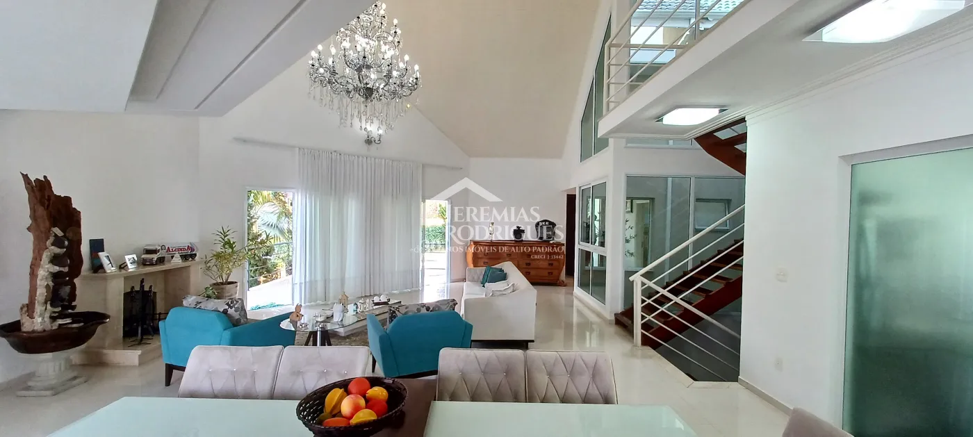 Casa disponível para venda e locação no Condomínio Colonial Village I em Pindamonhangaba/SP