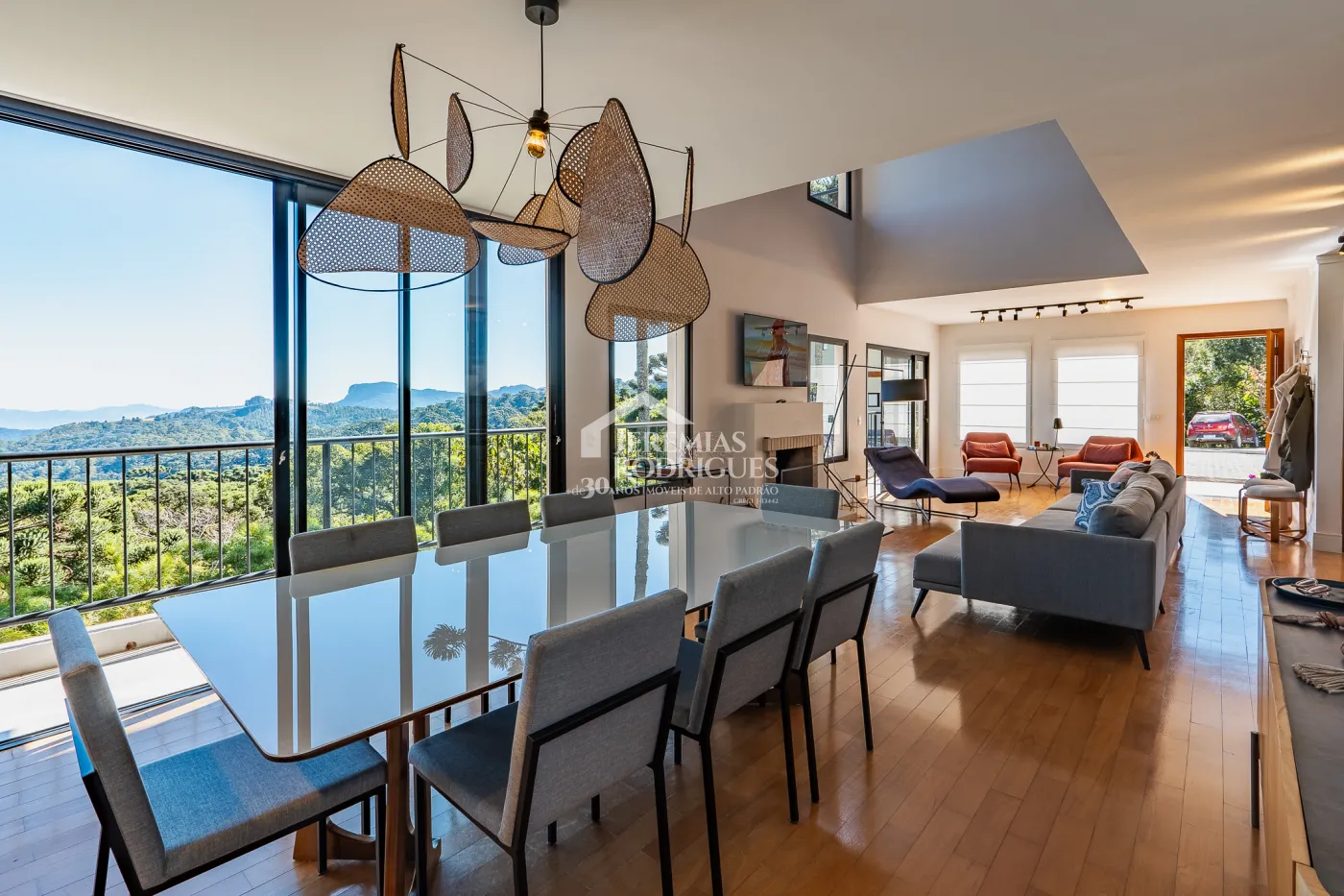 Casa à venda no Condomínio Villagio da Baronesa - Campos do Jordão/SP