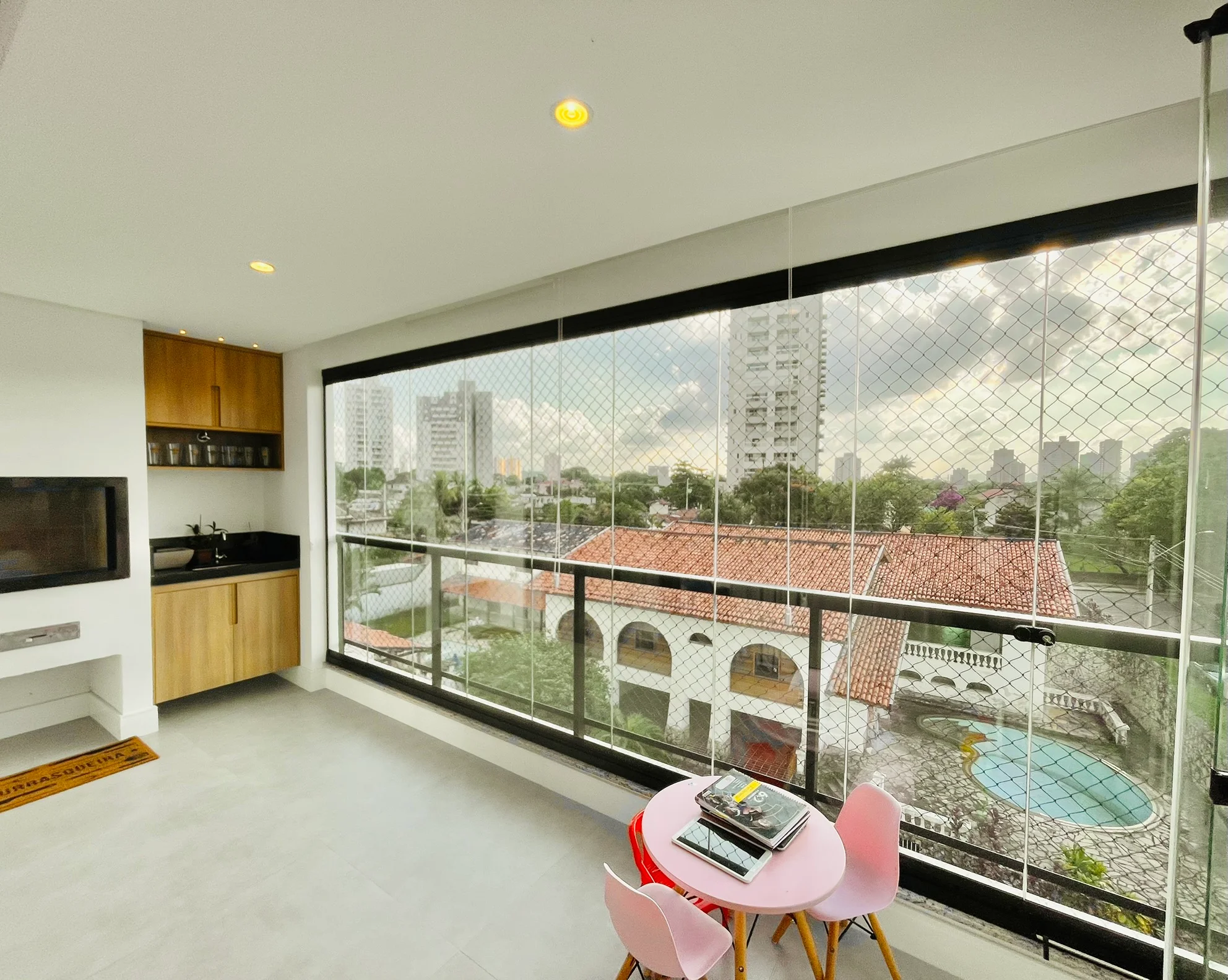 Apartamento à venda com exclusividade com 3 dormitórios no Condomínio Lucca em Taubaté/SP. 