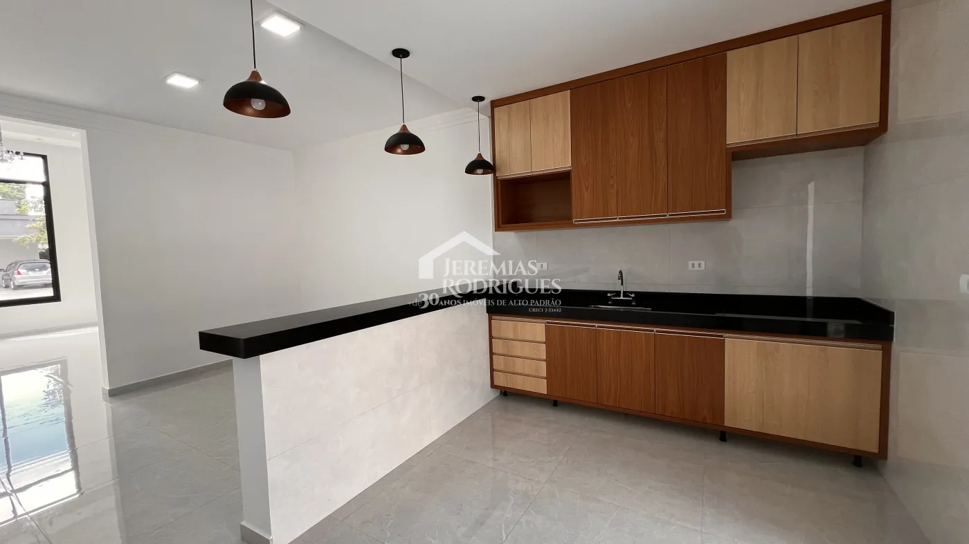 Casa para venda com 3 dormitórios no Condomínio Residencial Tecoara em Taubaté/SP