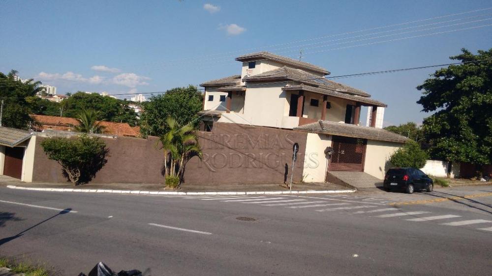 Casa à venda por R$ 960.000,00 - Taubaté/SP