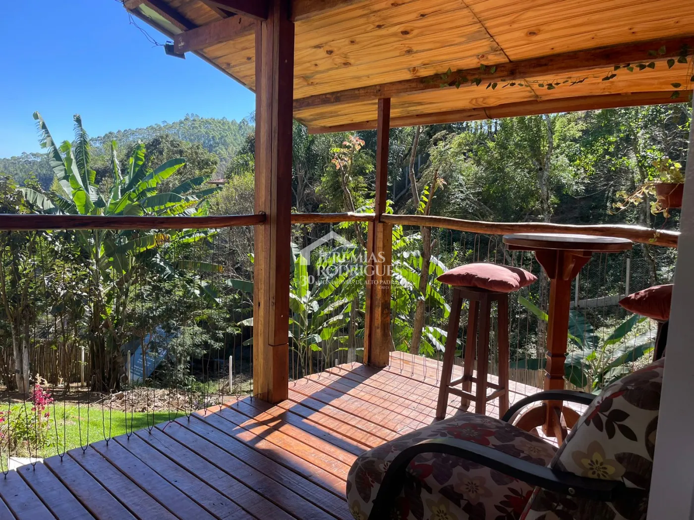 Casa com 2 suítes, no Pinhalzinho em Santo Antônio do Pinhal/SP