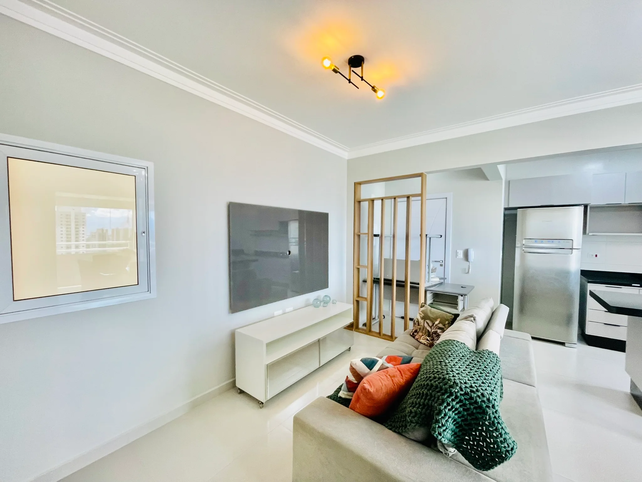 Apartamento para venda e locação, 101 m² no Condomínio Lume Residence em Taubaté/SP. 