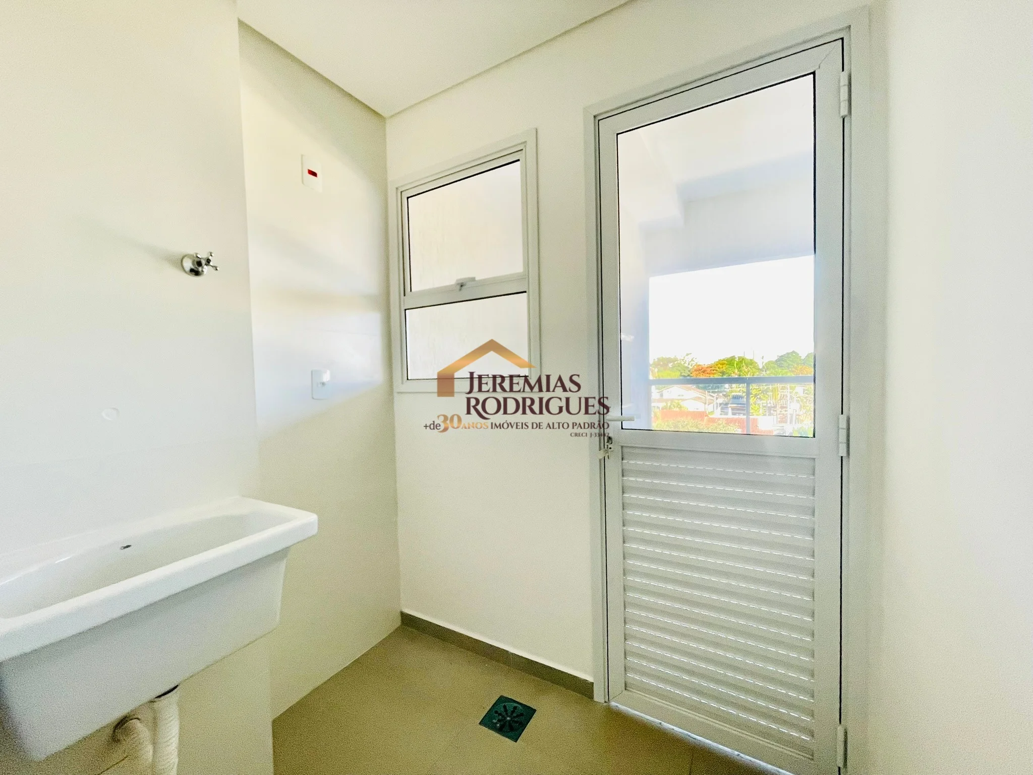 Apartamento à venda no Edifício Professor Romeu Haik em Taubaté/SP. — foto 24