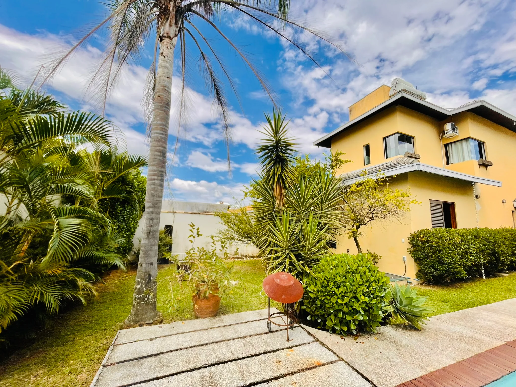 Casa com 3 dormitórios à venda no Condomínio Real Ville em Pindamonhangaba/SP