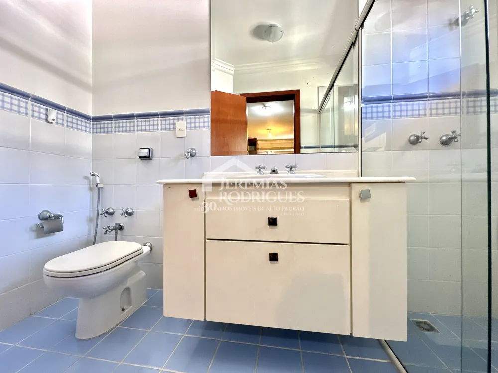 Casa com 4 quartos, 617 m² - Condomínio Taubaté Village - Taubaté/SP