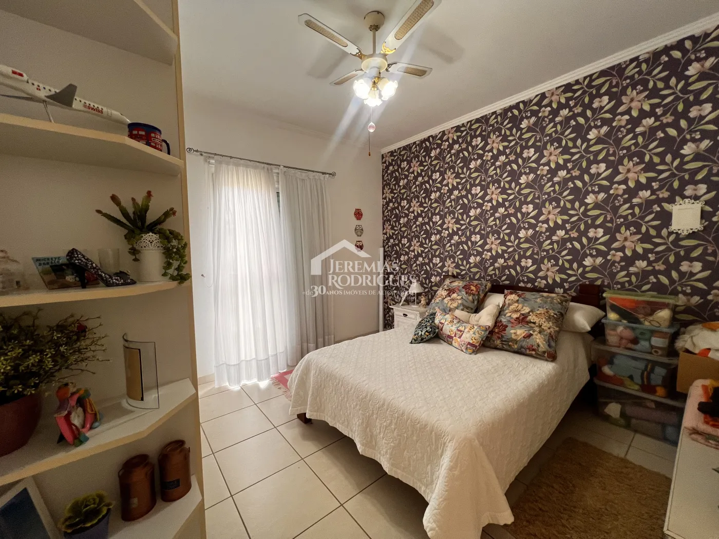 Casa com 4 dormitórios, 305 m² - Condomínio Taubaté Village - Taubaté/SP.