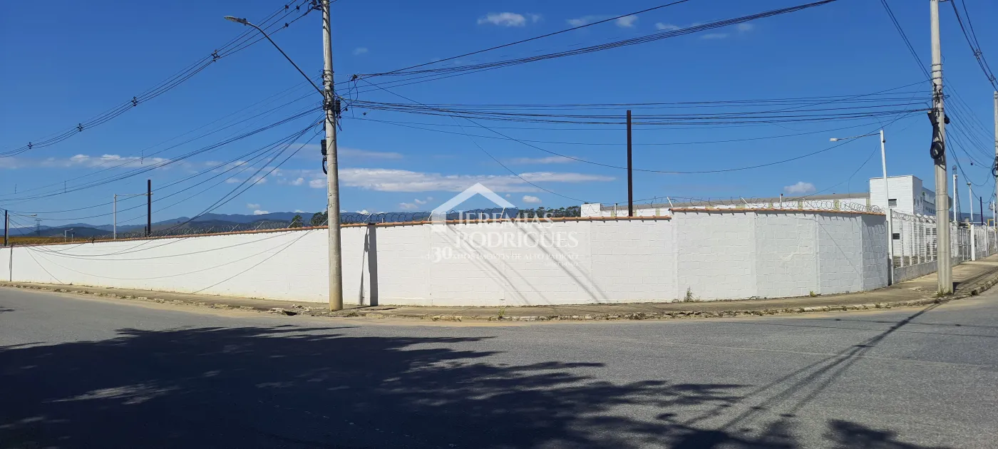 Terreno comercial para venda e locação com 5.437 m² no bairro Feital em Pindamonhangaba/SP